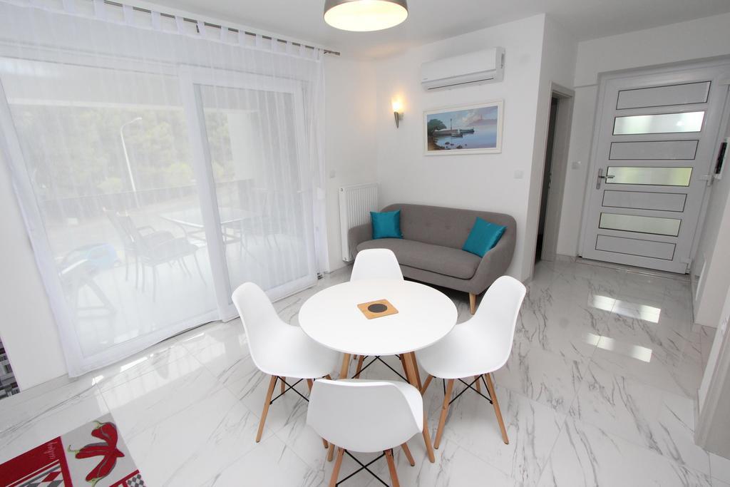 Apartment Karlo 1 Rovigno Esterno foto