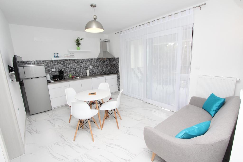 Apartment Karlo 1 Rovigno Esterno foto